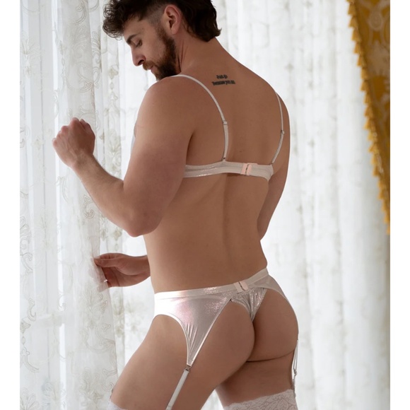 Meet your Posher, Ryan - Picture 2 of 5